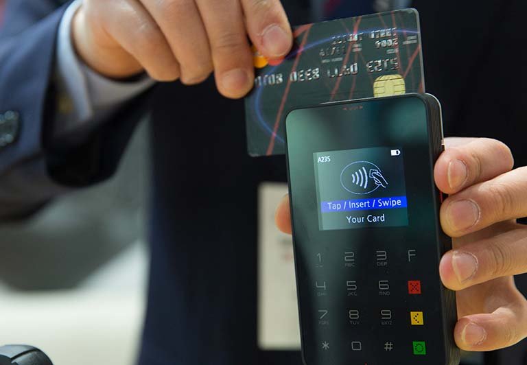 High-speed internet via airborne beams of light