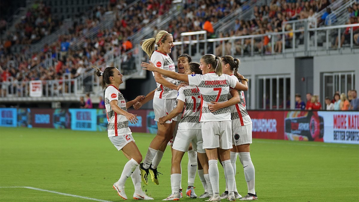 Manchester city beat everton for the 20th meeting in a row